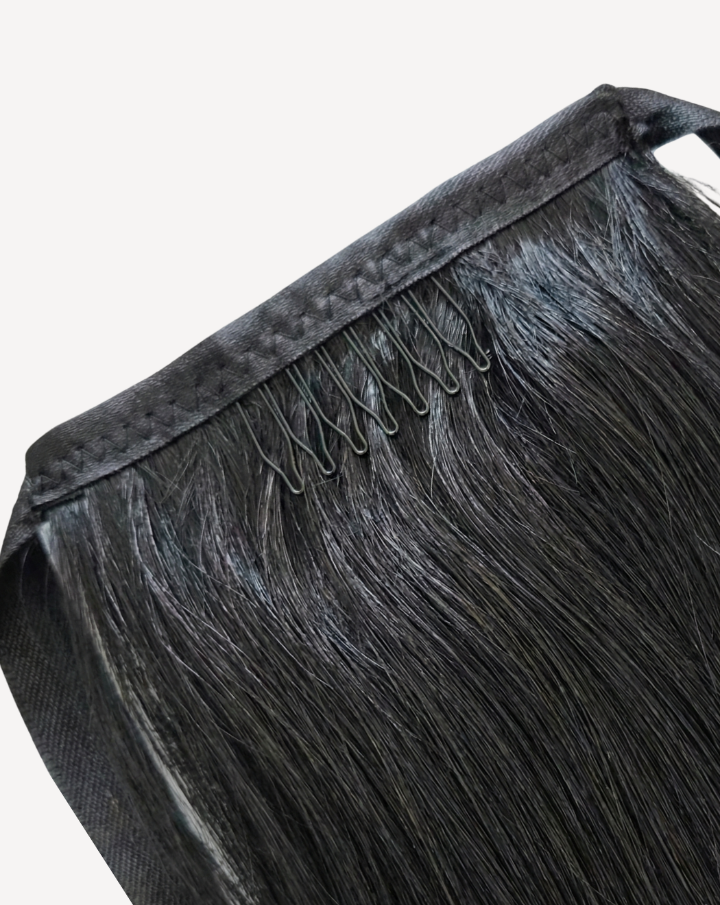 Extensii Coadă Volum Simplu - Negru Intens 1 | BuenoBia