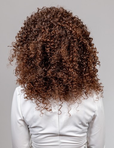 Peruca IRISHA Afro Castaniu Suvitat